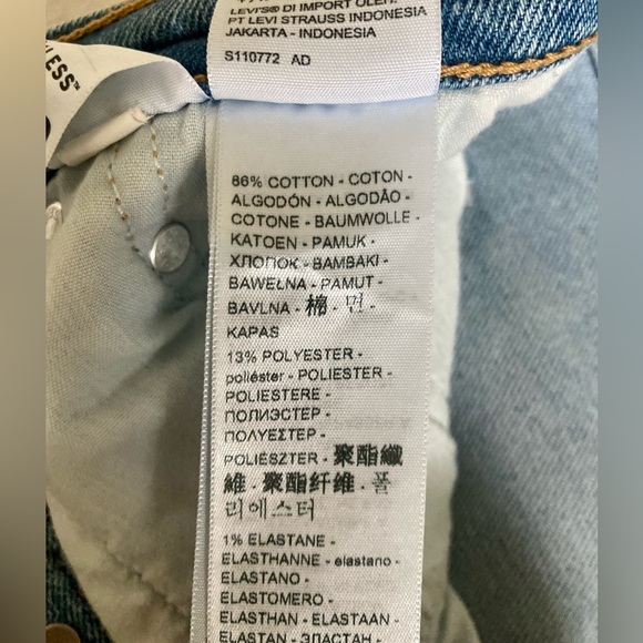 Levi’s Rib Cage Jeans - Picture 7 of 8